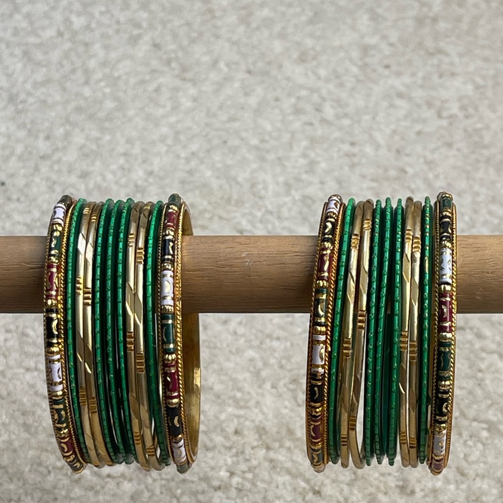 Green Bangle Set - Picture 2 of 2